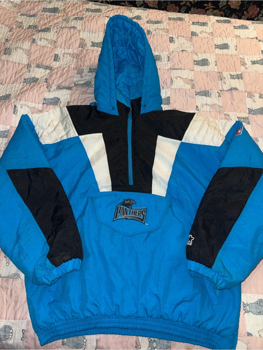 Men’s white,blue & black size Xl Y2K VINTAGE Starters brand pullover puffer!👀📢